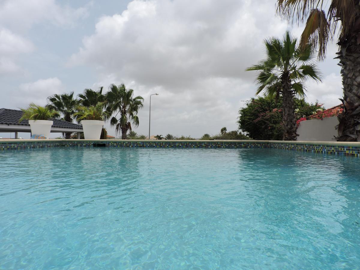 B&B Bellavista Willemstad Bagian luar foto